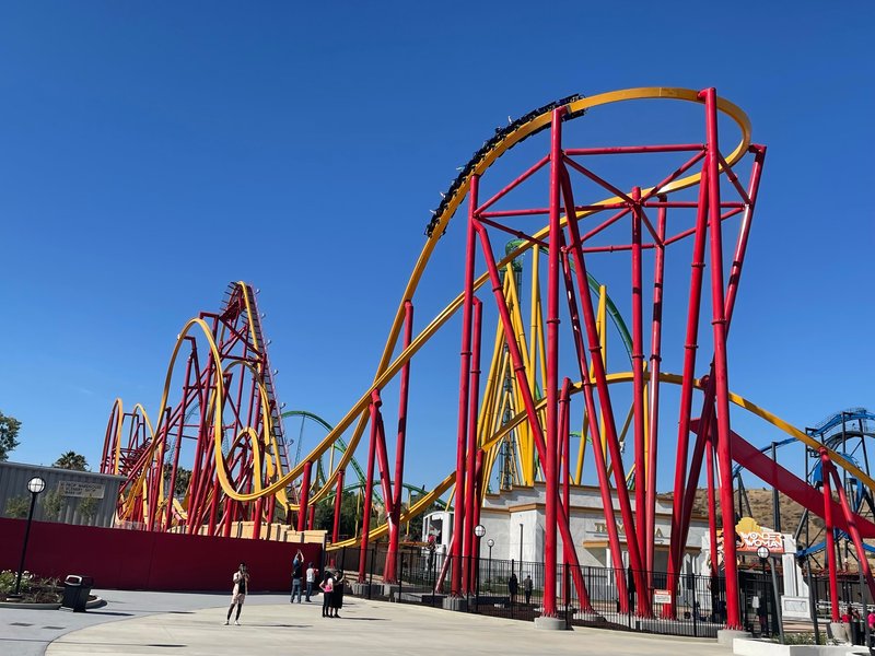 First-Timer's Guide to Six Flags Magic Mountain: Everything You Need to Know at Six Flags Magic Mountain