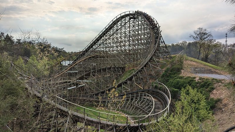 First-Timer's Guide to Dollywood: Everything You Need to Know at Dollywood