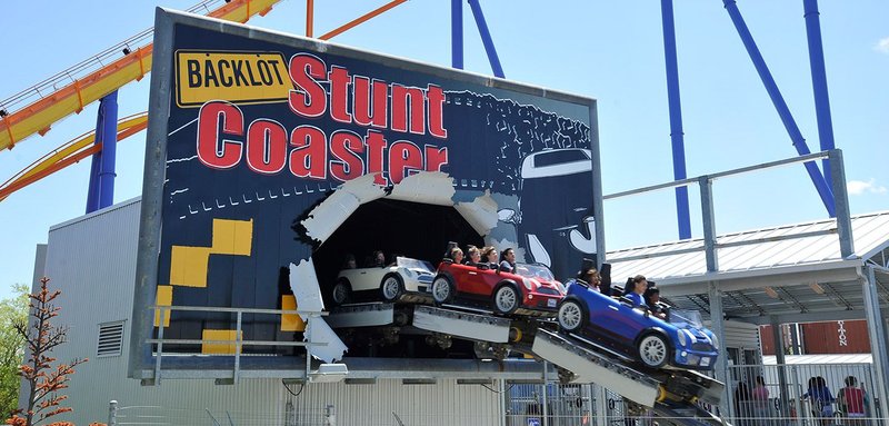 Best Times to Visit Canada's Wonderland: Crowd Calendar & Tips at Canada's Wonderland