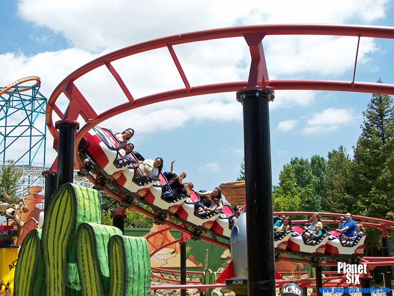How Weather Affects Wait Times at Six Flags Magic Mountain at Six Flags Magic Mountain