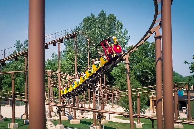 We Analyzed 47 Million Theme Park Wait Times. Here's What We Found.