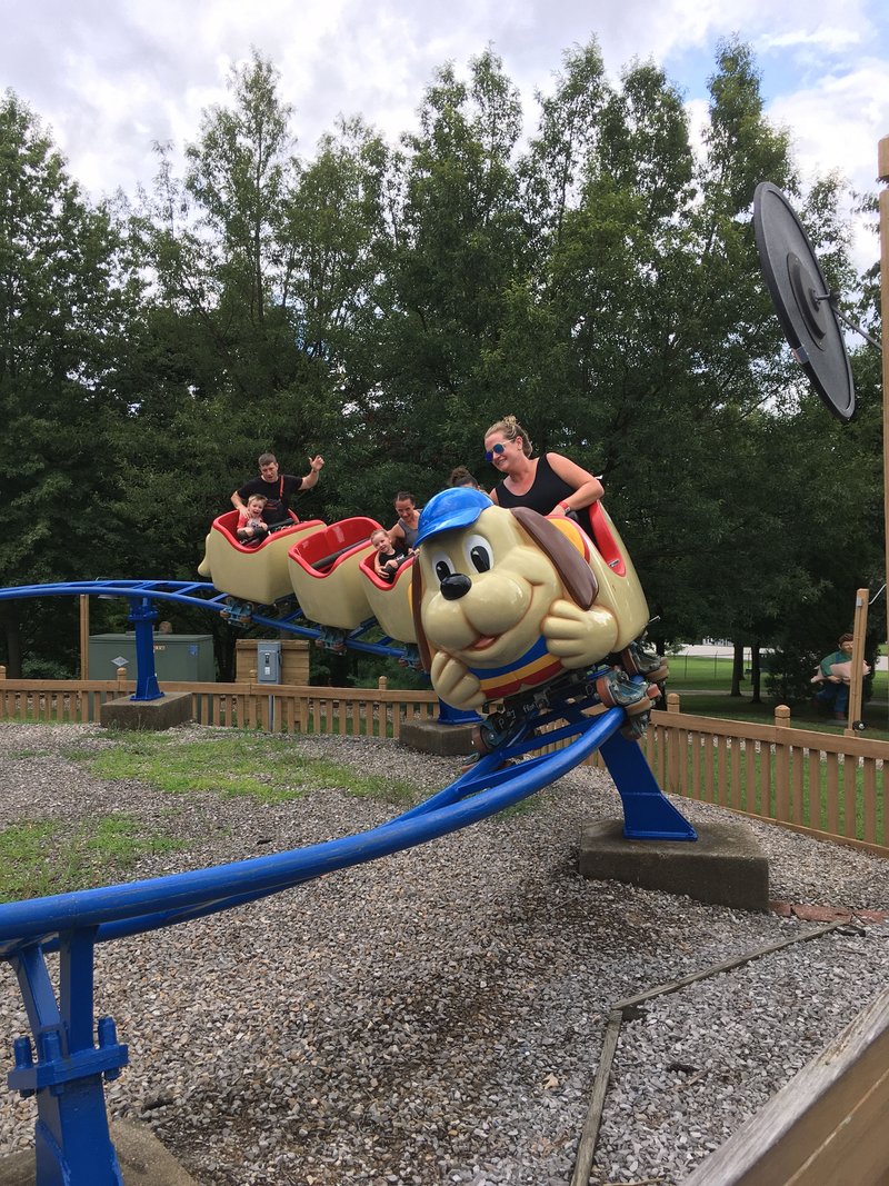 Holiday World Accessibility Guide: Wheelchair, DAS, and What to Know at Holiday World
